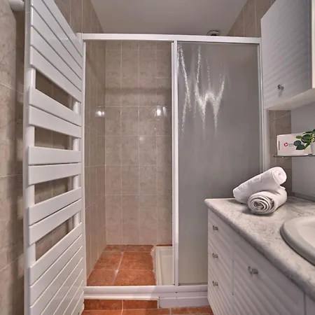 Holiday Avail By Interhome Holiday home